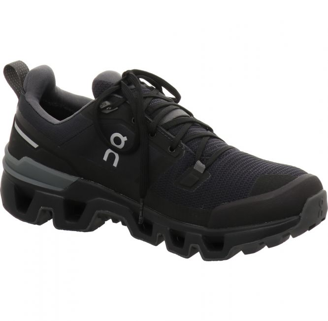 On Shoes Cloudwander WP  Woman black