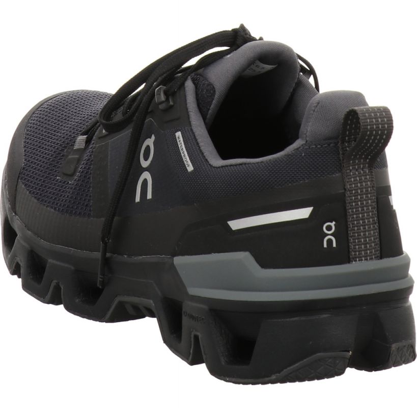 On Shoes Cloudwander WP  Woman black